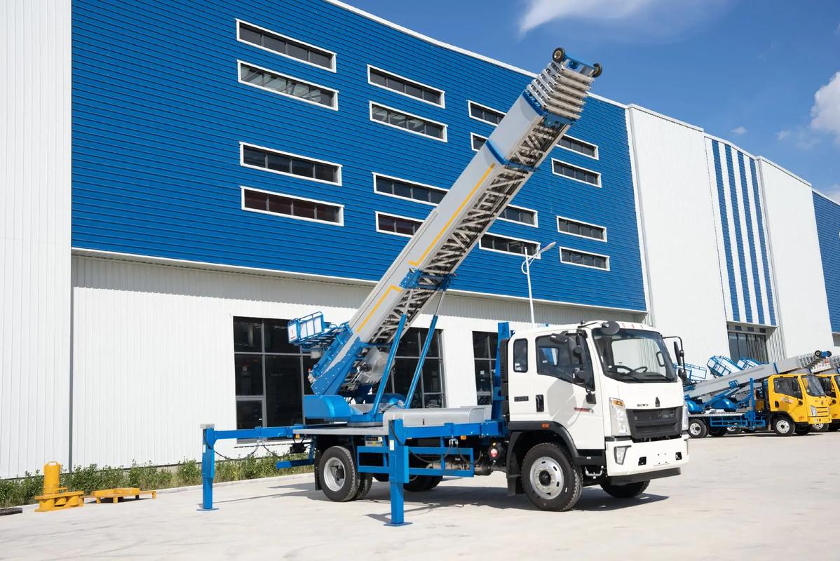 临城县小型云梯车上料车租赁多少钱