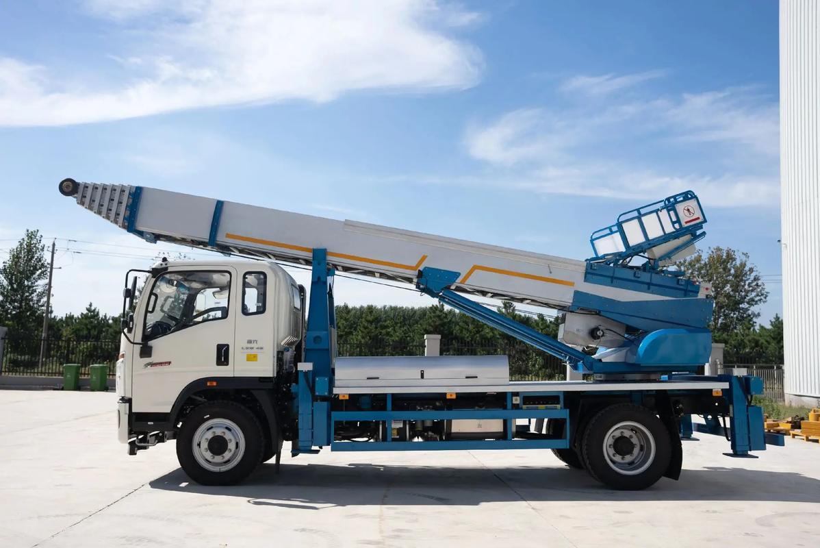 临城县云梯上料车租赁费用