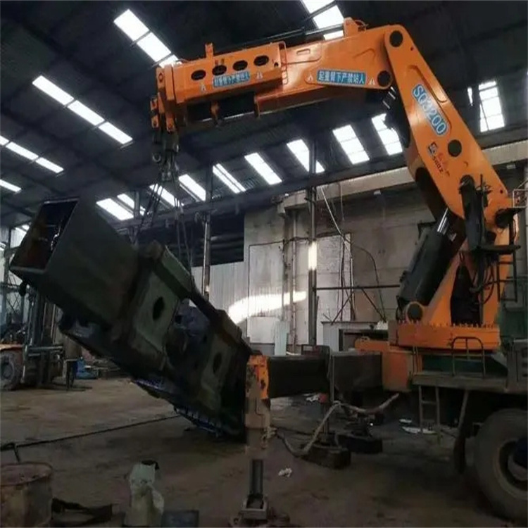 临城县130吨折臂吊车出租吊机租赁附近电话